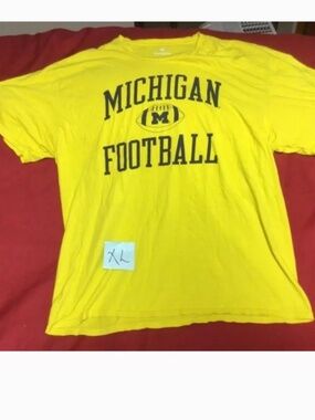 NCAA Michigan tshirt
